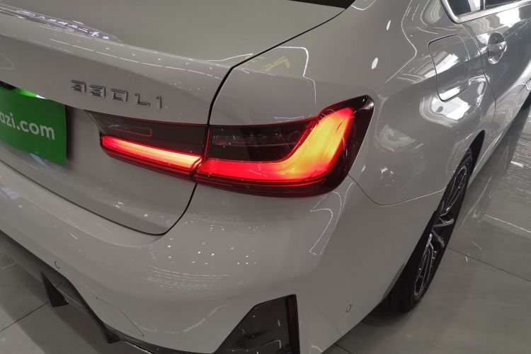 宝马3系 2023款 325Li xDrive M运动套装车身外观6006