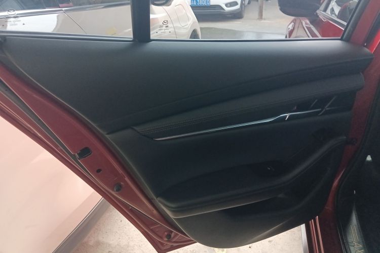 马自达3 昂克赛拉 2021款 2.0L 自动质睿版中控内饰49