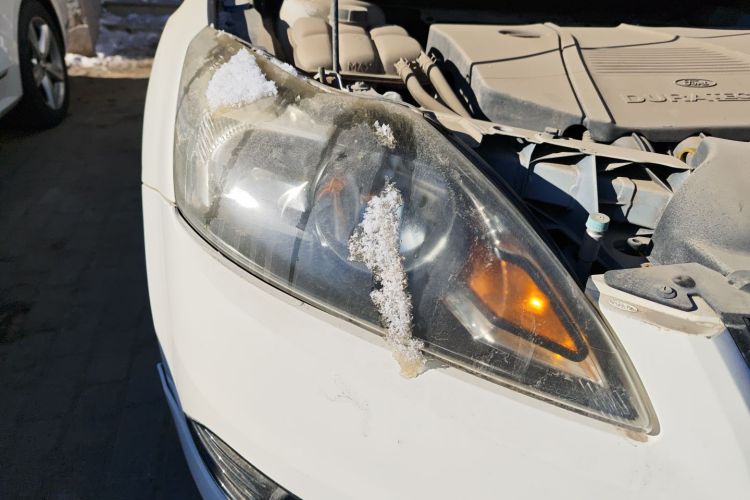 福特 福克斯 2013款 两厢经典 1.8L 自动时尚型车身外观8