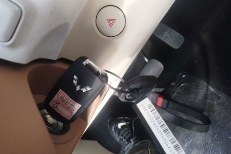 五菱汽车 宏光MINIEV 2024款 第三代 215km 青春版中控内饰7001