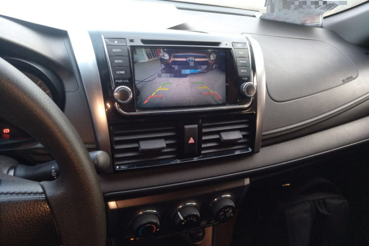 丰田 YARiS L 致炫 2015款 1.5E 自动魅动版局部细节16