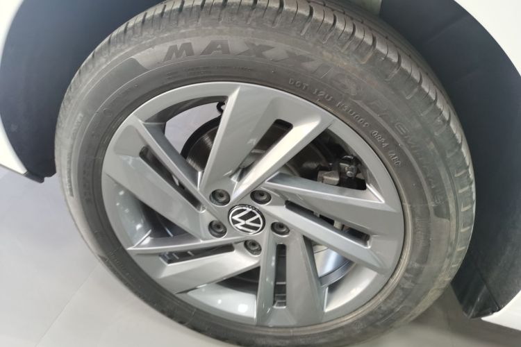 大众 2024款 凌渡L 280TSI DSG炫辣版车身外观6008