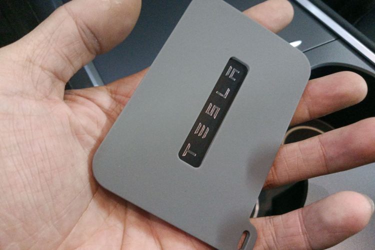 特斯拉 Model Y 2023款 后轮驱动版中控内饰11