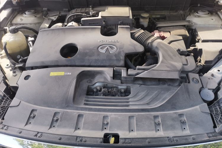 英菲尼迪QX50 2018款 2.0T 四驱菁英版局部细节24