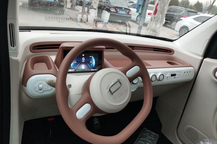 奔腾小马 2026款 222km 萌趣马 Plus中控内饰12