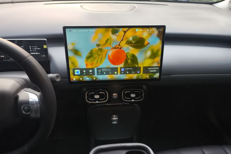 埃安 AION UT 2025款 420智享版中控内饰16