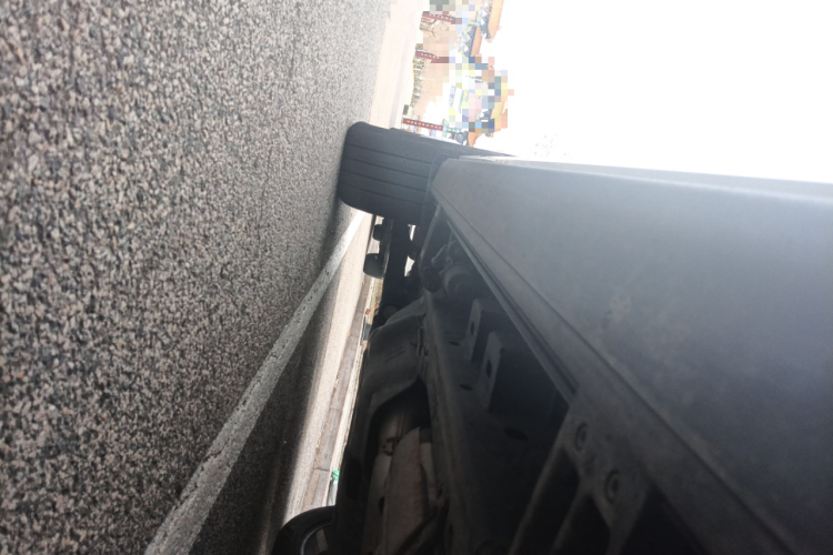 坦克500 2022款 3.0T 运动版 造境型 5座局部细节9003