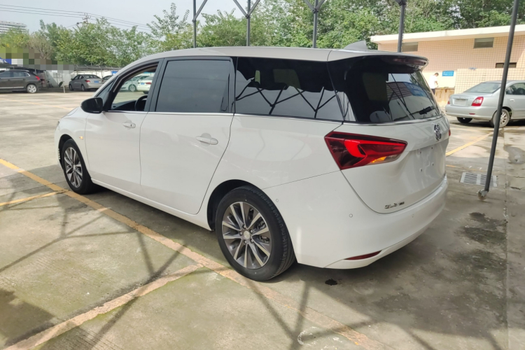 别克GL6 2019款 18T 6座互联尊贵型 国V车身外观6003