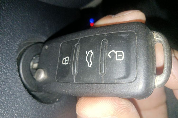 大众 甲壳虫 2017款 180TSI 宜乐版中控内饰11