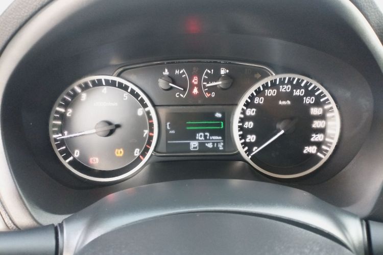 日产 轩逸 2022款 经典 1.6XE CVT舒适版中控内饰14