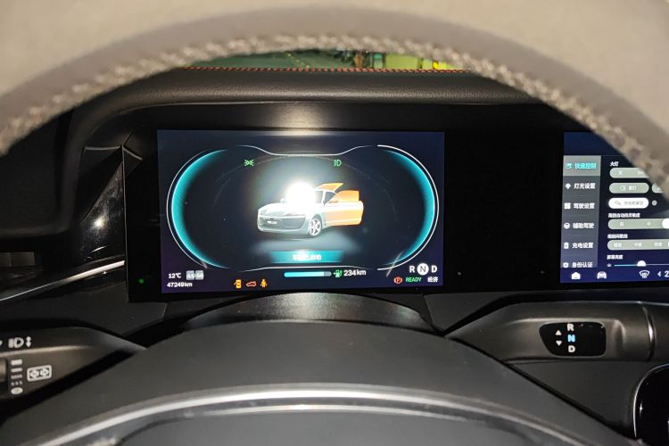 零跑汽车 零跑S01 2019款 380 Pro中控内饰14