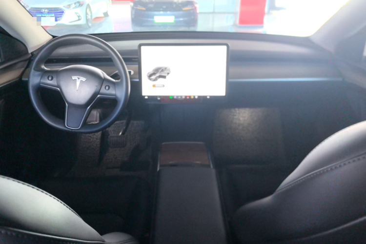 特斯拉 Model Y 2022款 改款 后轮驱动版中控内饰7002