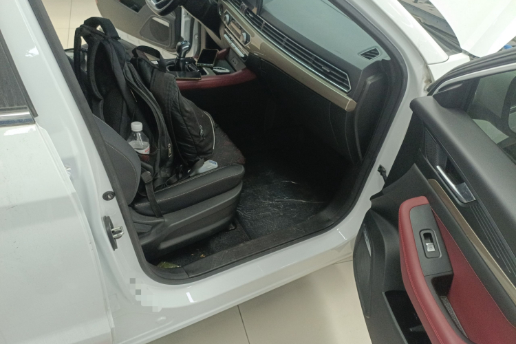 捷途X70 2023款 1.5T 手动超越版 5座局部细节9005