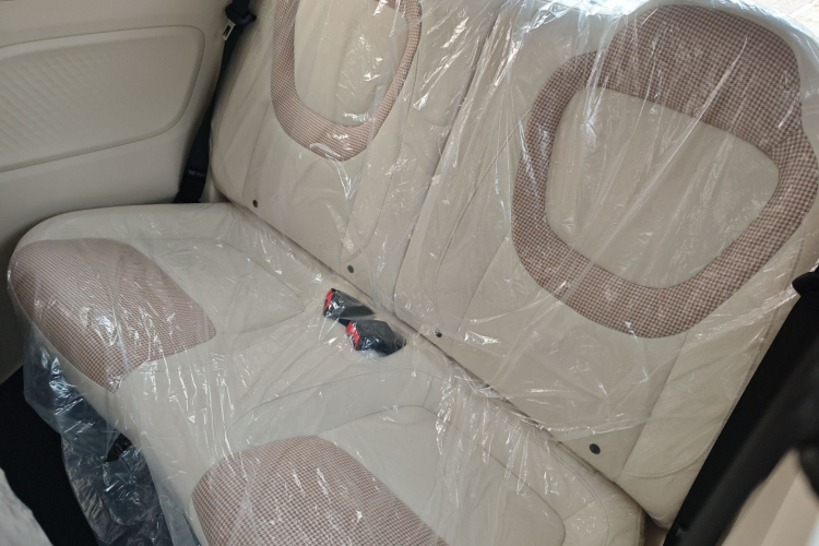 五菱汽车 宏光MINIEV 2024款 第三代 215km 青春版中控内饰21