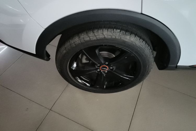 荣威RX3 2021款 PRO 1.6L CVT旗舰型车身外观6008