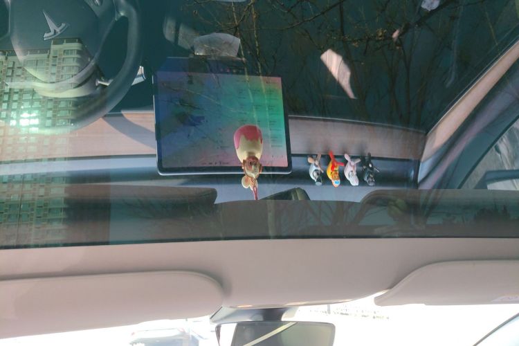 特斯拉 Model 3 2022款 后轮驱动版中控内饰22