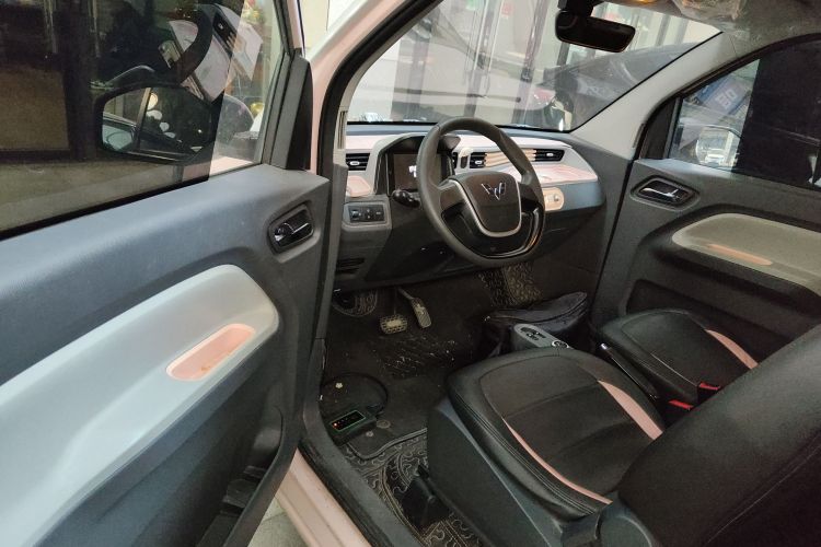 五菱汽车 宏光MINIEV 2022款 马卡龙时尚款 磷酸铁锂中控内饰7003