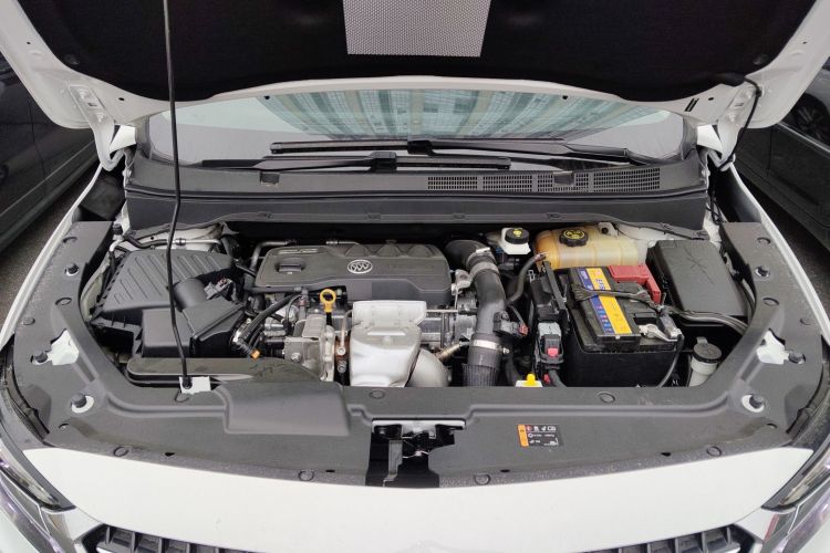 别克GL6 2021款 323T 轻混动互联豪华型机舱底盘24