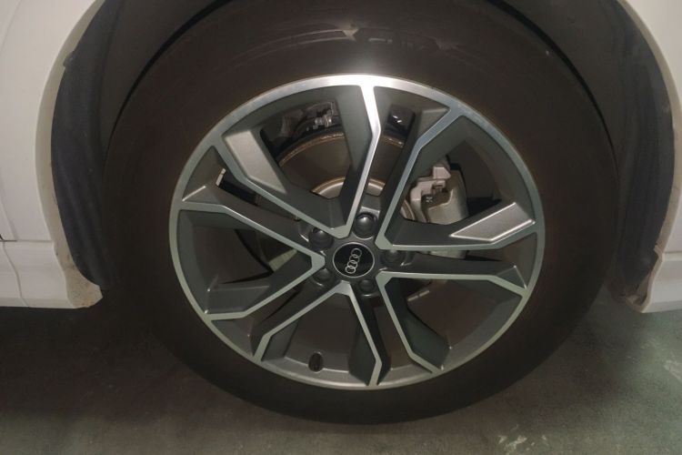 奥迪Q3 2023款 35 TFSI 时尚动感型（1.5T）车身外观6007