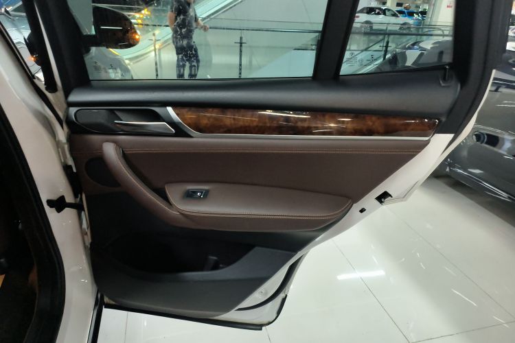 宝马X3(进口) 2014款 xDrive20i X设计套装中控内饰45