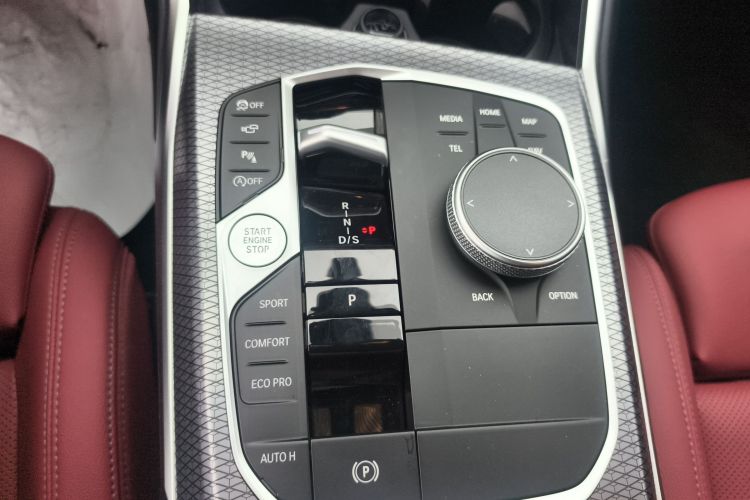 宝马3系 2024款 325Li M运动曜夜套装中控内饰18