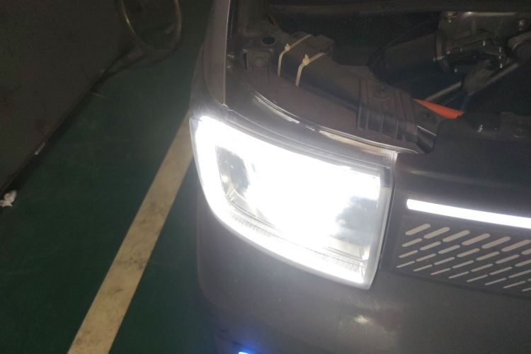 五菱汽车 宏光MINIEV 2022款 GAMEBOY 200km 玩咖款 磷酸铁锂车身外观6006