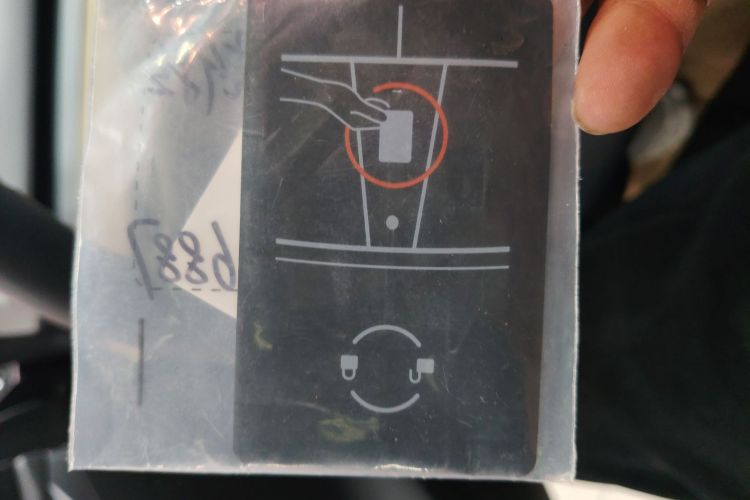 特斯拉 Model Y 2022款 改款 后轮驱动版中控内饰11