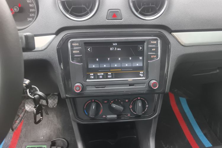 大众 捷达 2019款 梦想版 1.5L 手动时尚型局部细节16