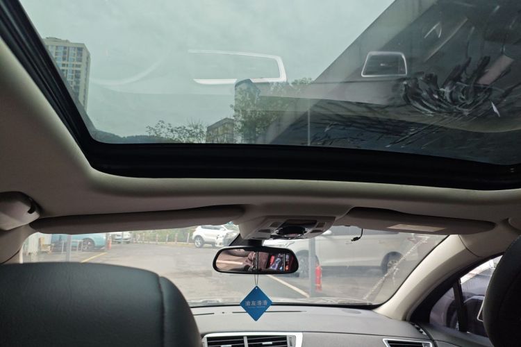 DS 6 2016款 1.6T 豪华版THP160局部细节22