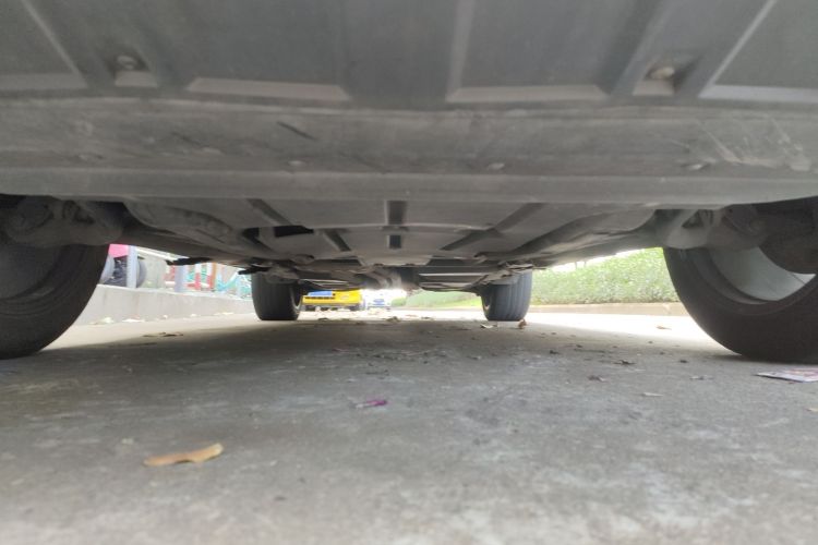 奥迪Q7 2015款 35 TFSI 进取型局部细节9008