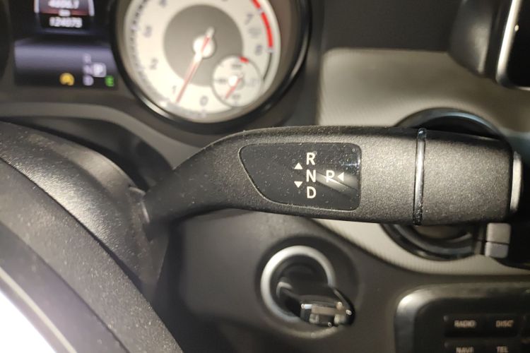 奔驰GLA 2015款 GLA 200 动感型中控内饰18