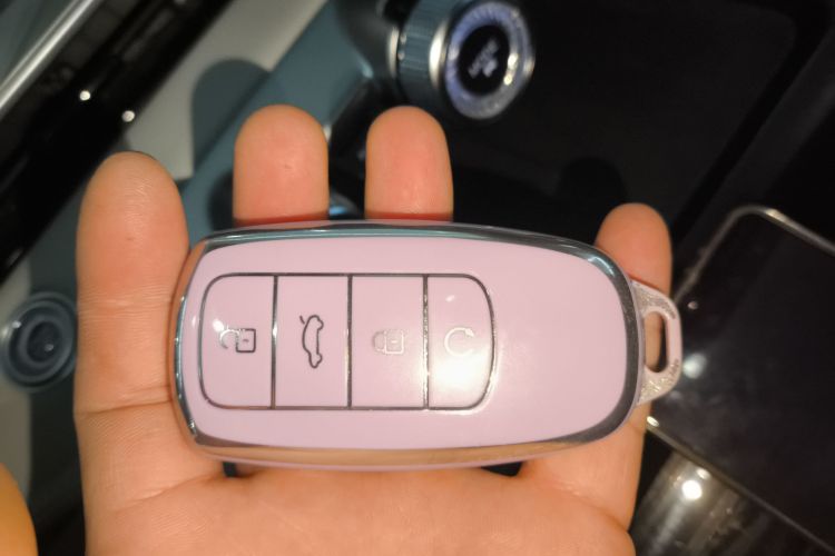 星途瑶光 2023款 400T 四驱奢享版中控内饰7001