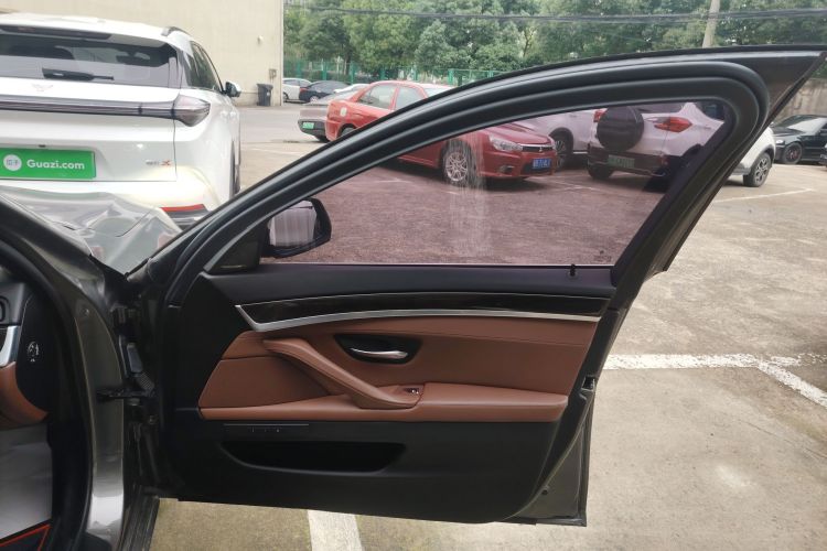 宝马5系 2015款 535Li 领先型中控内饰7005