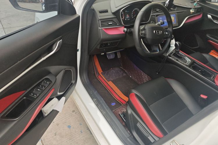 吉利汽车 缤瑞 2021款 1.4T CVT F-运动版中控内饰7003