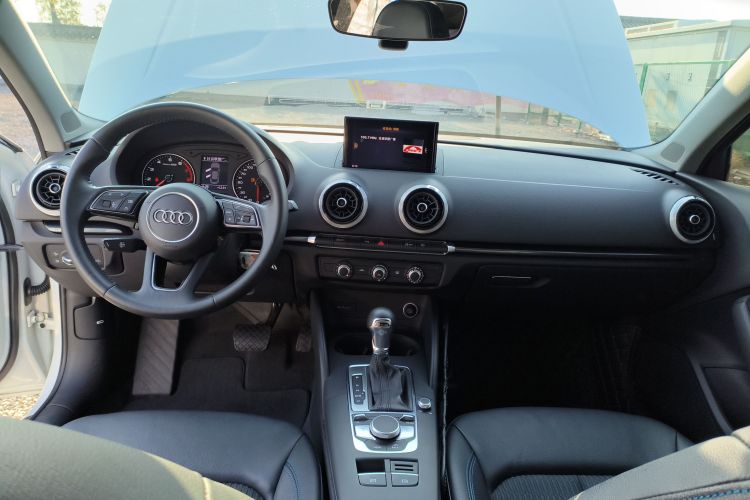 奥迪A3 2020款 Limousine 35 TFSI 时尚型 国VI中控内饰7002