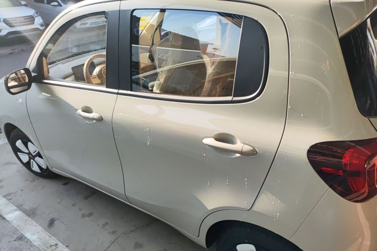 五菱汽车 宏光MINIEV 2025款 四门版 进阶款车身外观4