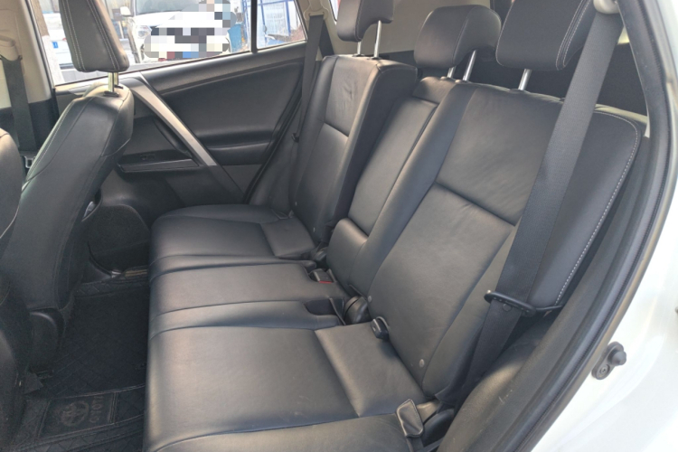 丰田 RAV4荣放 2018款 2.5L 自动四驱精英i版中控内饰21
