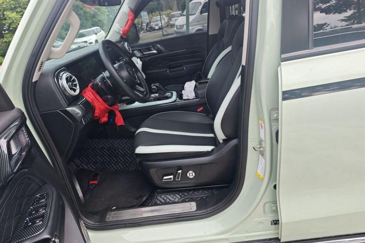 坦克300 2021款 城市版 2.0T 很有型中控内饰19