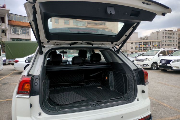 众泰 大迈X7 2018款 2.0T 自动尊贵型机舱底盘23