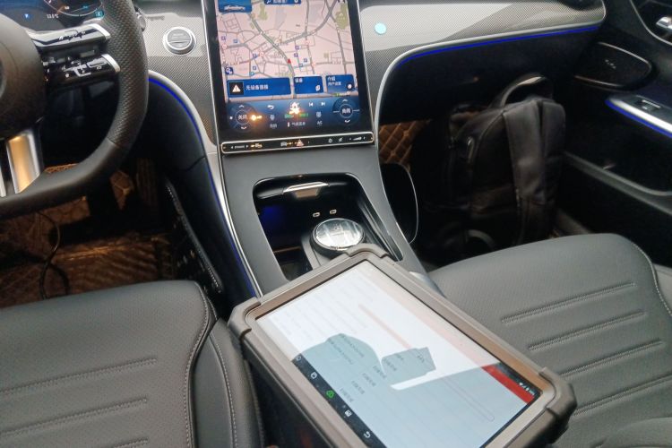 奔驰C级 2025款 C 260 L 运动版局部细节18