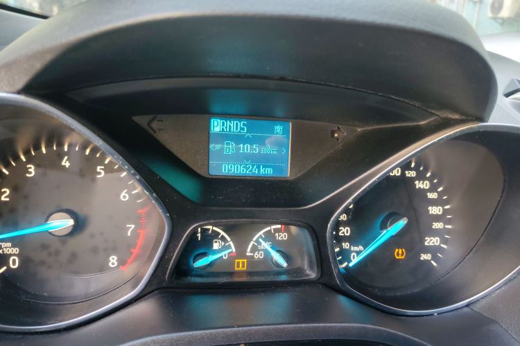 福特 翼虎 2019款 EcoBoost 180 两驱铂翼型 国VI中控内饰15