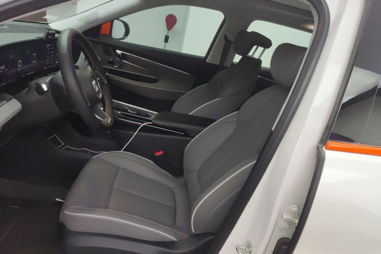 别克E5 2023款 臻享标准续航版中控内饰19