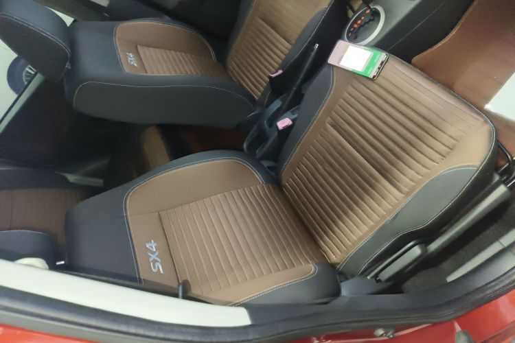 铃木 天语 SX4 2013款 1.6L 自动酷锐型局部细节41