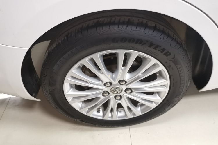 别克 英朗 2017款 15N 自动精英型车身外观6008