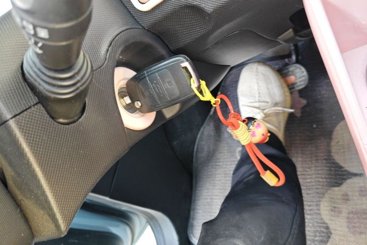 五菱汽车 宏光MINIEV 2020款 自在款 磷酸铁锂中控内饰11