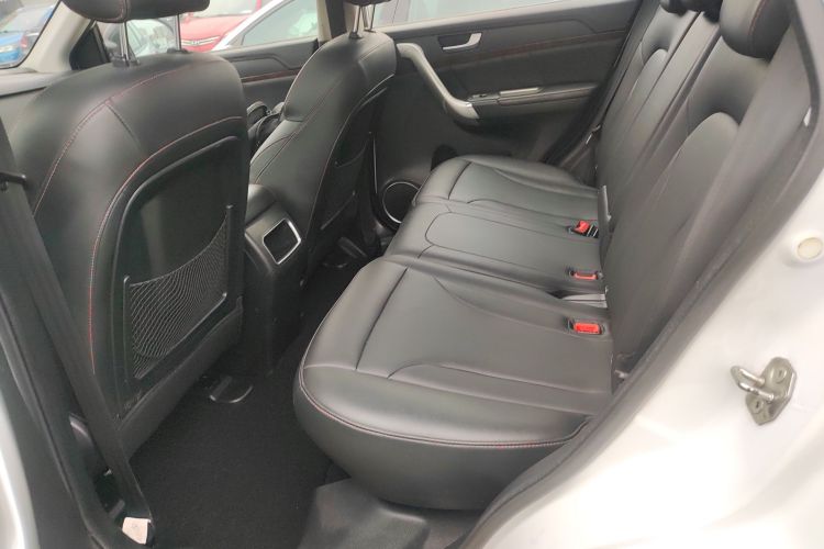 哈弗H6 2015款 改款 运动版 1.5T 手动两驱精英型中控内饰21