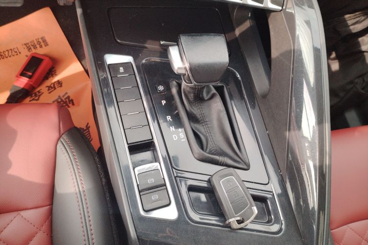 东风风行 风行T5 2018款 230T CVT智享型中控内饰18