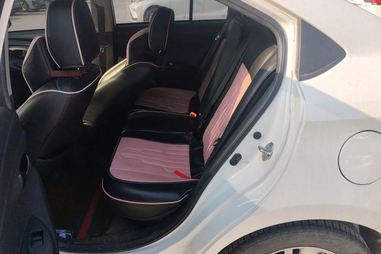 丰田 威驰 2021款 1.5L CVT创行版中控内饰21