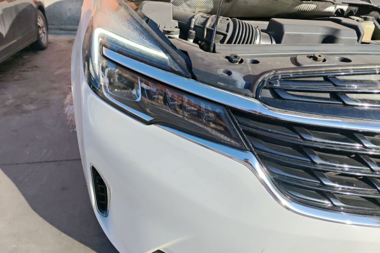 别克GL8 2020款 陆上公务舱 652T 舒适型车身外观6006