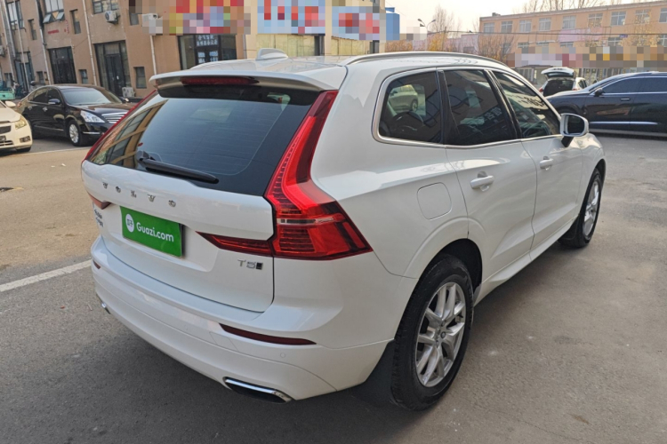 沃尔沃XC60 2019款 T5 四驱智逸版 国V车身外观7